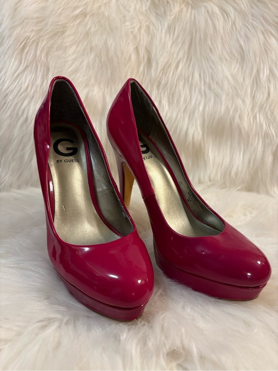 Guess Shoes - GUESS Women's Fuchsia Patent Platform Pumps